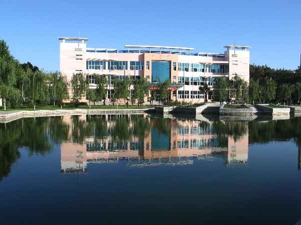 咸阳师范学院2025年高考江西分数和计划：历史类最低517分